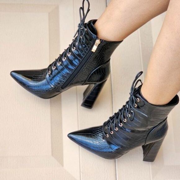 Shoes - Women's Pointed Toe Chunky High Heel Lace Up Boots Black Color
